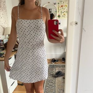 Brandy Melville small floral tie dress
